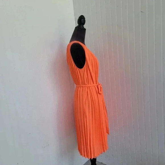 BANANA REPUBLIC $140 Tangerine Orange Pleated Belted Summer Dress Petite Sz 8P - Picture 13 of 14